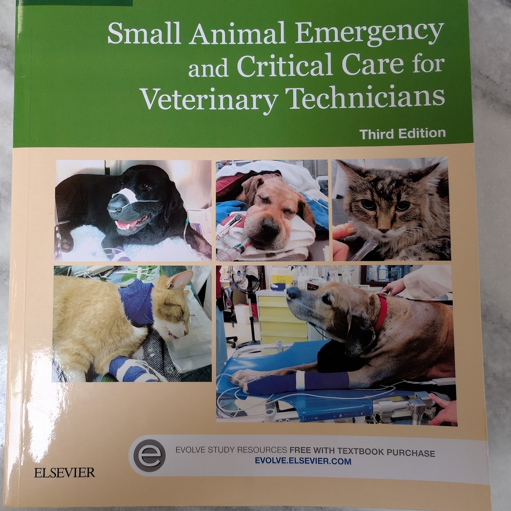 Small Animal Emergency and Critical Care Book